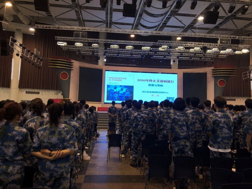 组织和参与各级体育比赛